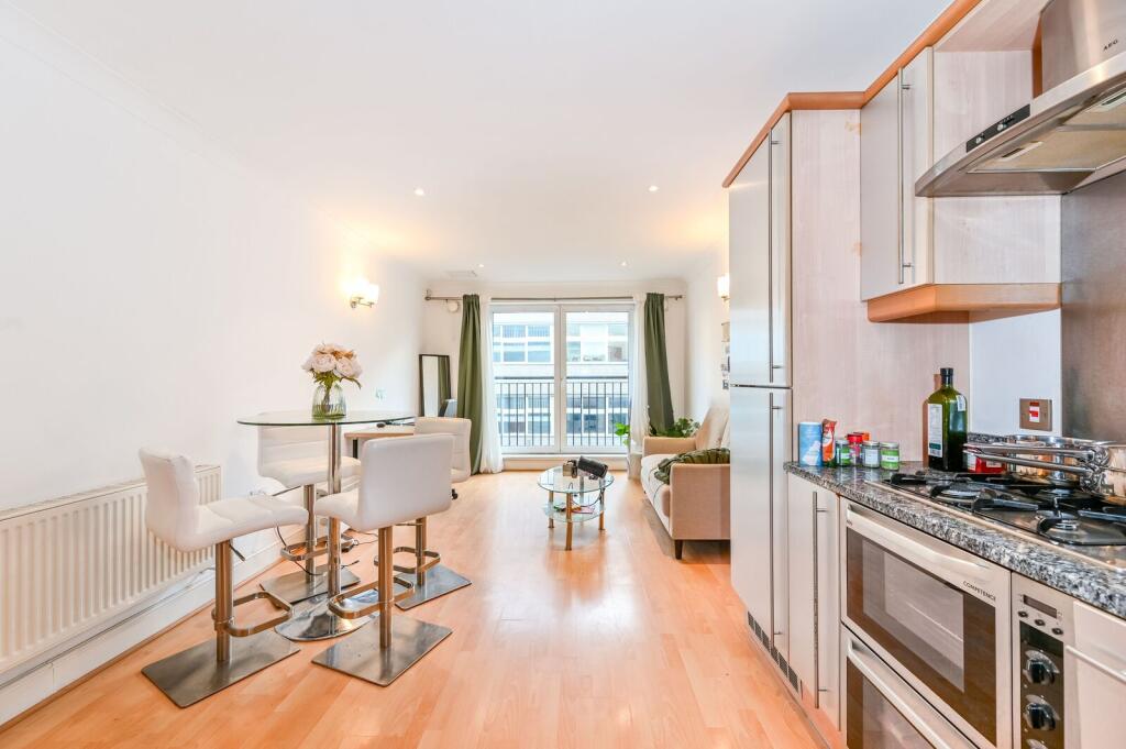 1 bed 1st Floor Flat for rent in London. From Foxtons - Islington 1 bed 1st Floor Flat for rent in London. From Foxtons - Islington