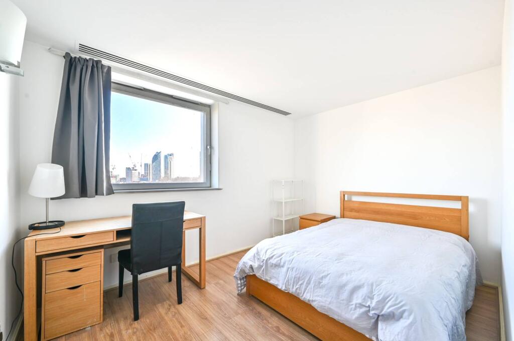 2 bed 1st Floor Flat for rent in London. From Foxtons - London Bridge