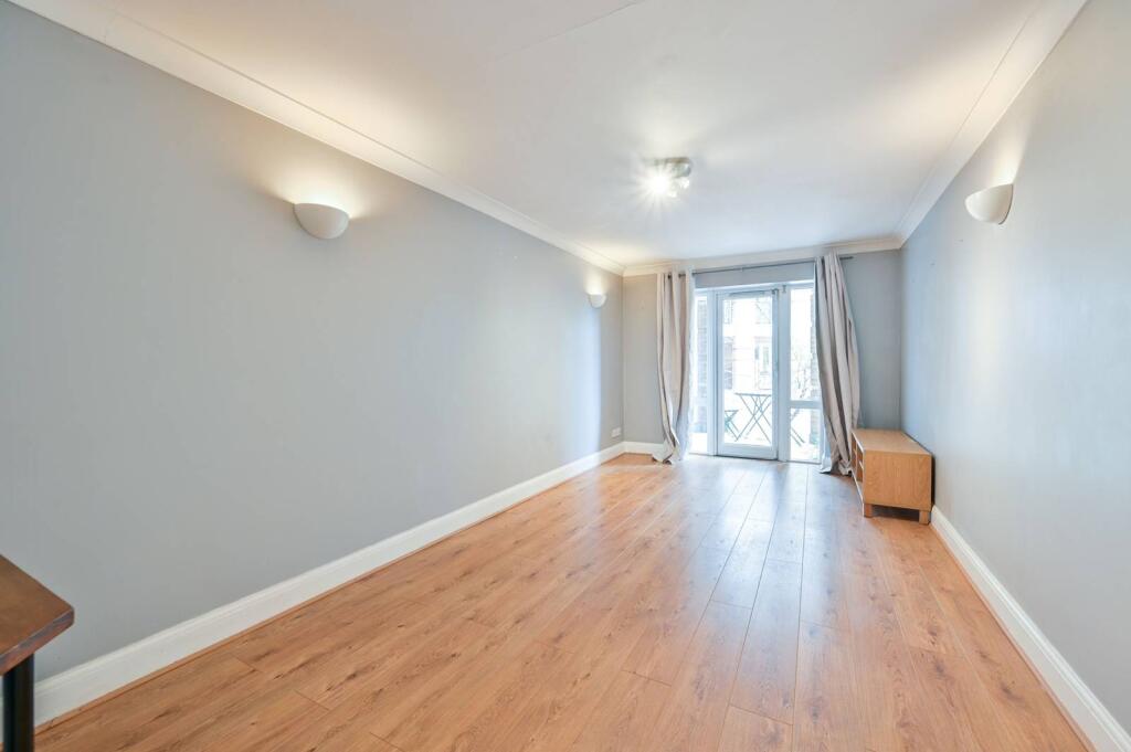 1 bed 1st Floor Flat for rent in London. From Foxtons - London Bridge