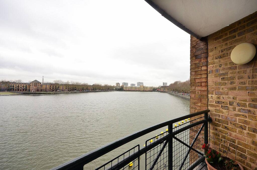 2 bed 1st Floor Flat for rent in London. From Foxtons - London Bridge