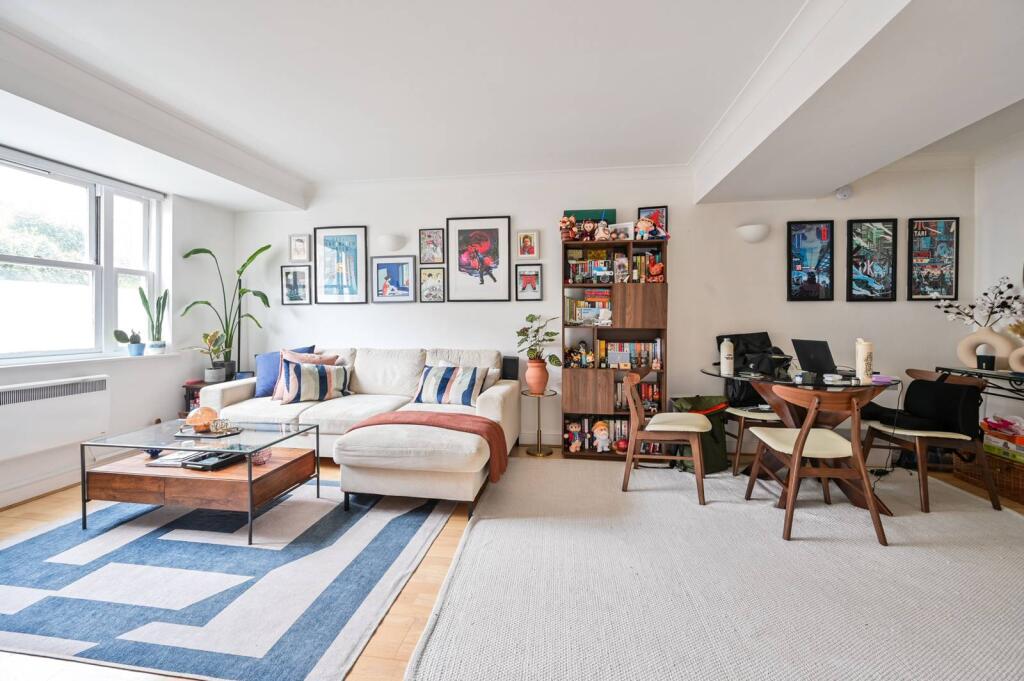 1 bed 1st Floor Flat for rent in London. From Foxtons - London Bridge