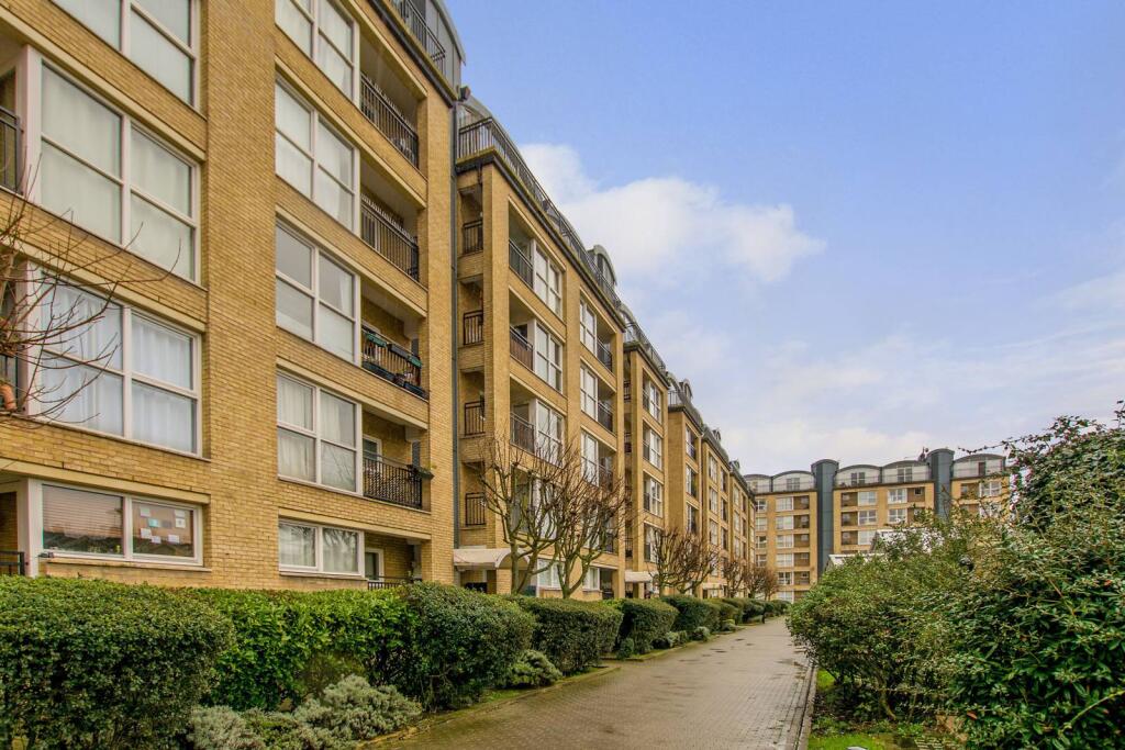 2 bed 1st Floor Flat for rent in London. From Foxtons - London Bridge