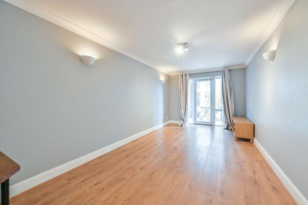 1 bed 1st Floor Flat for rent in Stepney. From Foxtons - London Bridge 1 bed 1st Floor Flat for rent in Stepney. From Foxtons - London Bridge