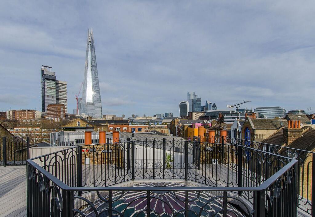 3 bed 1st Floor Flat for rent in Bermondsey. From Foxtons - London Bridge 3 bed 1st Floor Flat for rent in Bermondsey. From Foxtons - London Bridge