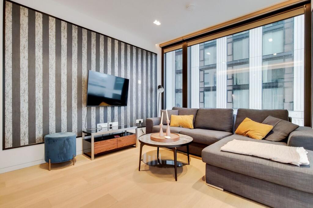1 bed 1st Floor Flat for rent in Bermondsey. From Foxtons - London Bridge 1 bed 1st Floor Flat for rent in Bermondsey. From Foxtons - London Bridge