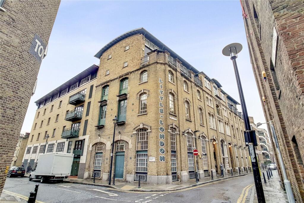 2 bed 1st Floor Flat for rent in London. From Foxtons - London Bridge