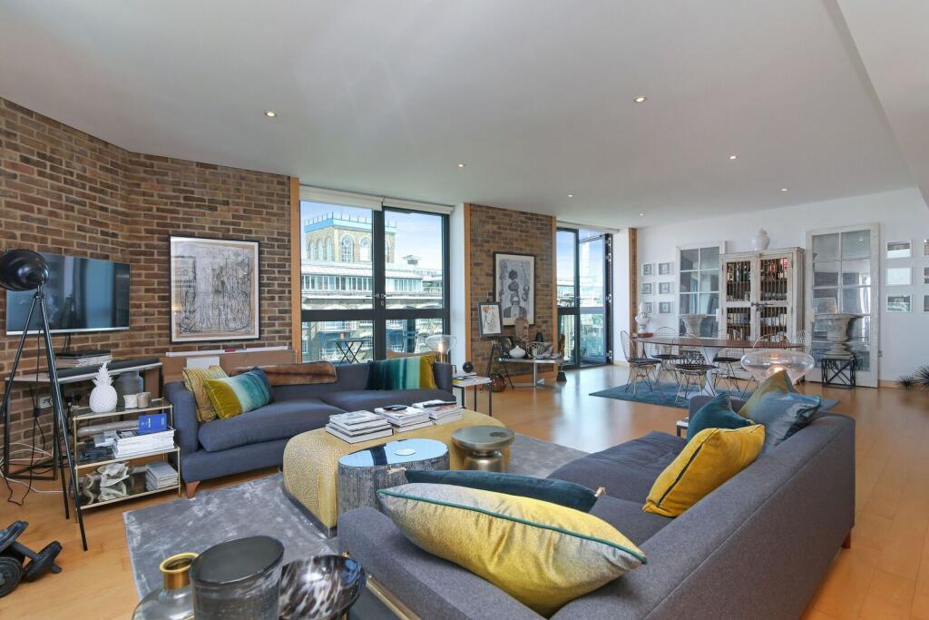 2 bed 1st Floor Flat for rent in London. From Foxtons - London Bridge 2 bed 1st Floor Flat for rent in London. From Foxtons - London Bridge