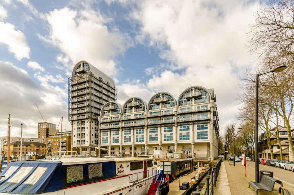 2 bed 1st Floor Flat for rent in London. From Foxtons - London Bridge 2 bed 1st Floor Flat for rent in London. From Foxtons - London Bridge
