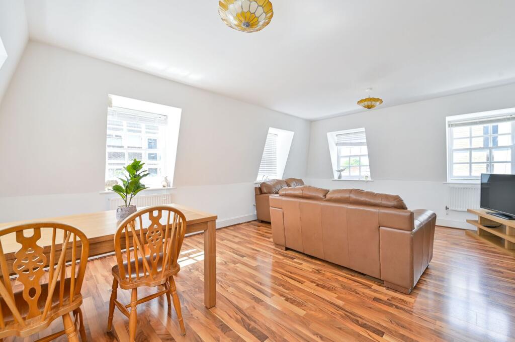 2 bed 1st Floor Flat for rent in Bermondsey. From Foxtons - London Bridge