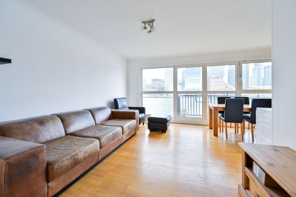 2 bed 1st Floor Flat for rent in London. From Foxtons - London Bridge
