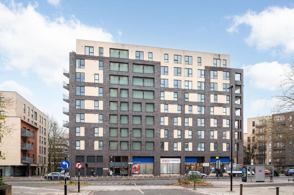 2 bed 1st Floor Flat for rent in London. From Foxtons - London Bridge 2 bed 1st Floor Flat for rent in London. From Foxtons - London Bridge