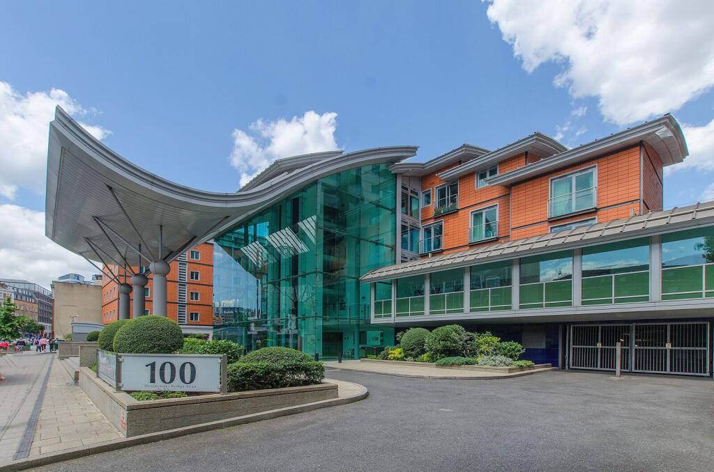 2 bed 1st Floor Flat for rent in London. From Foxtons - London Bridge 2 bed 1st Floor Flat for rent in London. From Foxtons - London Bridge