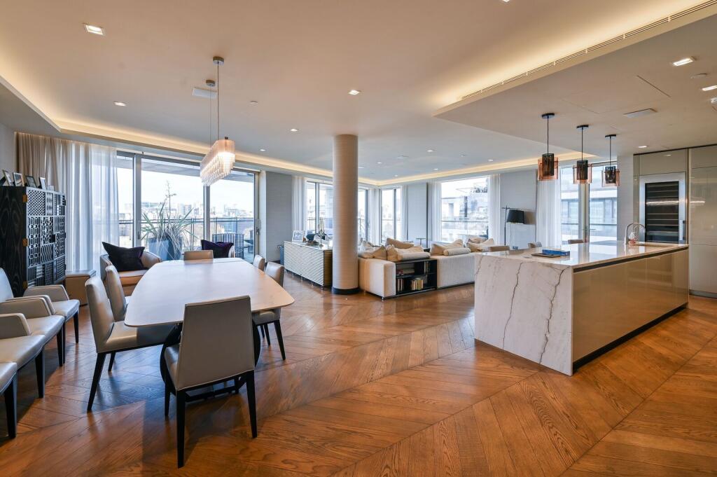 4 bed 1st Floor Flat for rent in Bermondsey. From Foxtons - London Bridge 4 bed 1st Floor Flat for rent in Bermondsey. From Foxtons - London Bridge
