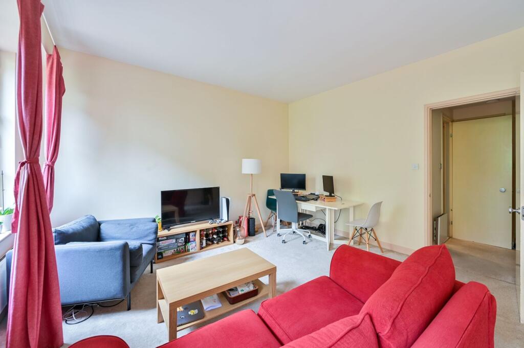 1 bed 1st Floor Flat for rent in Bermondsey. From Foxtons - London Bridge 1 bed 1st Floor Flat for rent in Bermondsey. From Foxtons - London Bridge