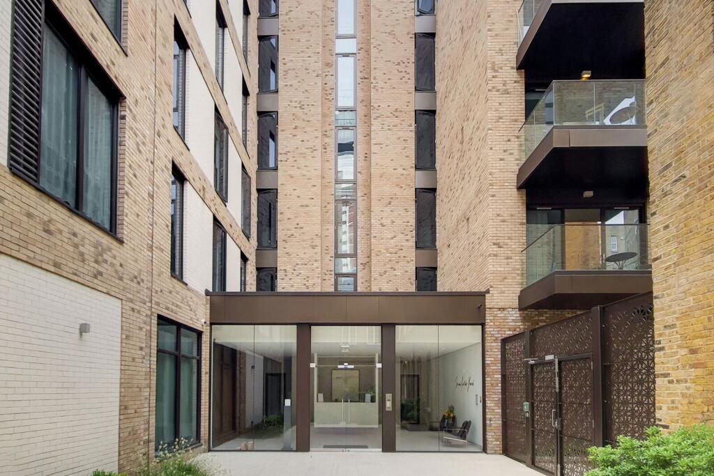 2 bed 1st Floor Flat for rent in Bermondsey. From Foxtons - London Bridge 2 bed 1st Floor Flat for rent in Bermondsey. From Foxtons - London Bridge
