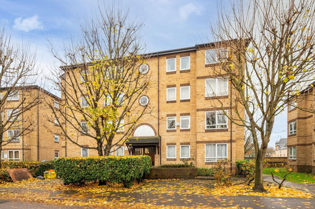 2 bed 1st Floor Flat for rent in London. From Foxtons - London Bridge 2 bed 1st Floor Flat for rent in London. From Foxtons - London Bridge