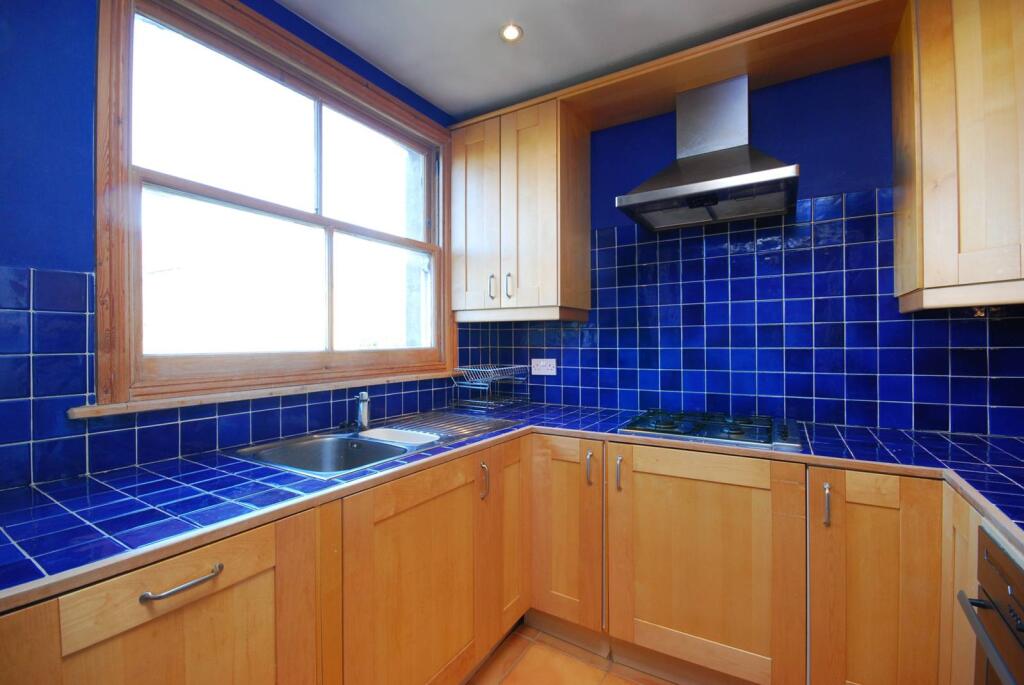 2 bed 1st Floor Flat for rent in London. From Foxtons - Maida Vale