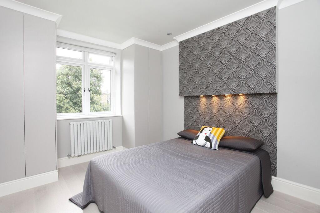 2 bed 1st Floor Flat for rent in Paddington. From Foxtons - Maida Vale