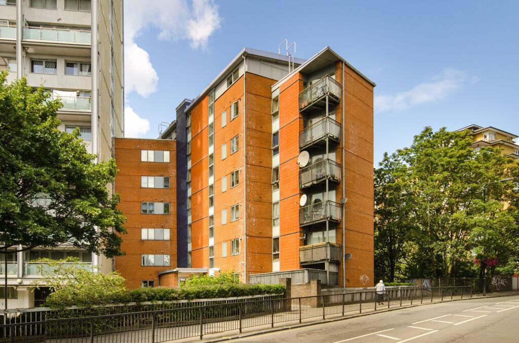 1 bed 1st Floor Flat for rent in London. From Foxtons - Maida Vale