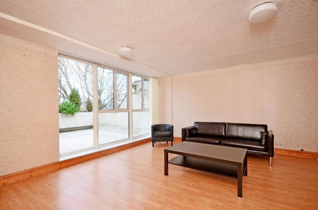 3 bed Annexe for rent in Paddington. From Foxtons - Maida Vale