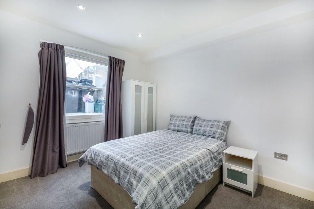 2 bed 1st Floor Flat for rent in Hampstead. From Foxtons - Maida Vale