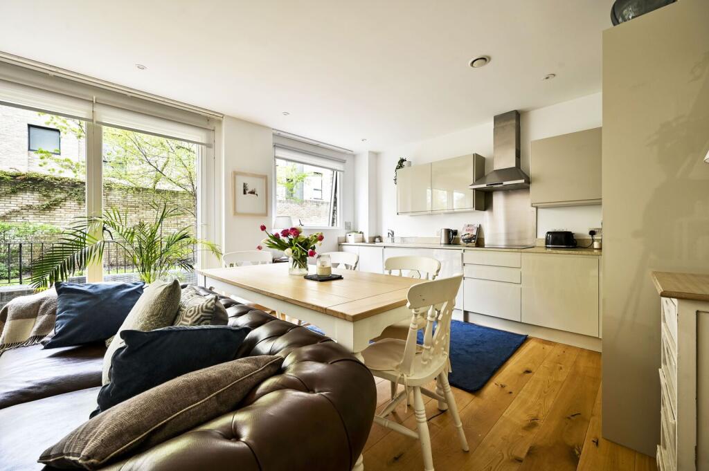 2 bed 1st Floor Flat for rent in London. From Foxtons - Maida Vale 2 bed 1st Floor Flat for rent in London. From Foxtons - Maida Vale