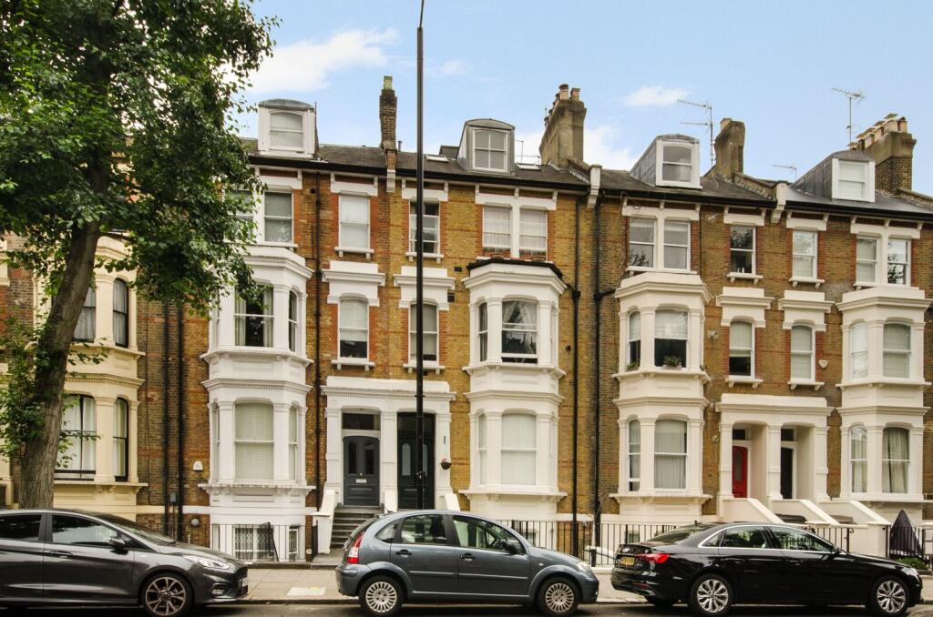 1 bed 1st Floor Flat for rent in London. From Foxtons - Maida Vale