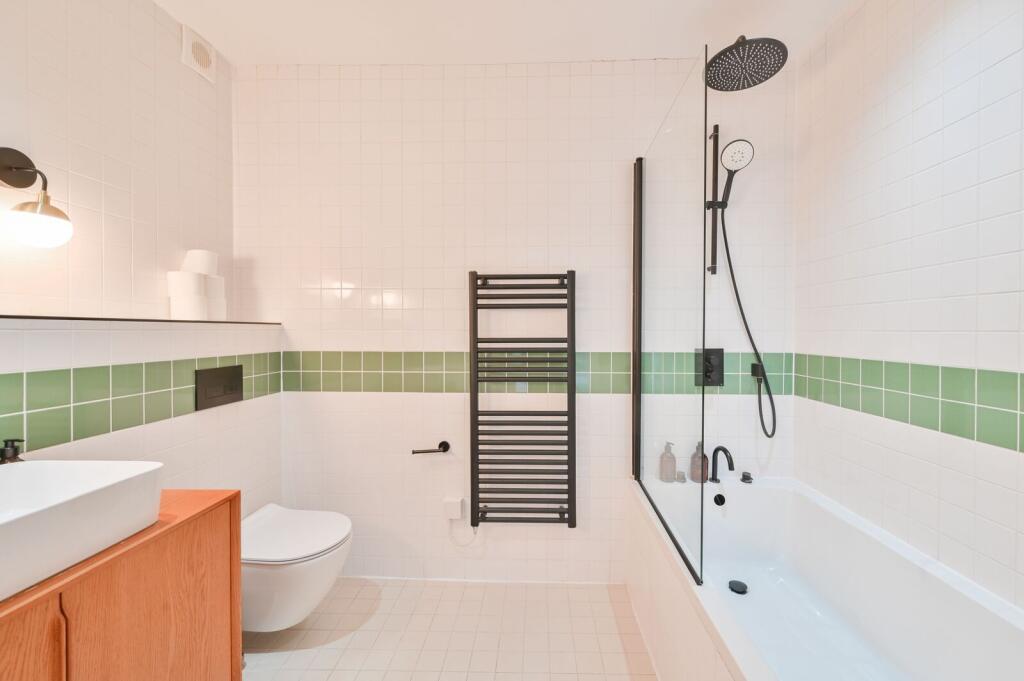 1 bed 1st Floor Flat for rent in Paddington. From Foxtons - Maida Vale