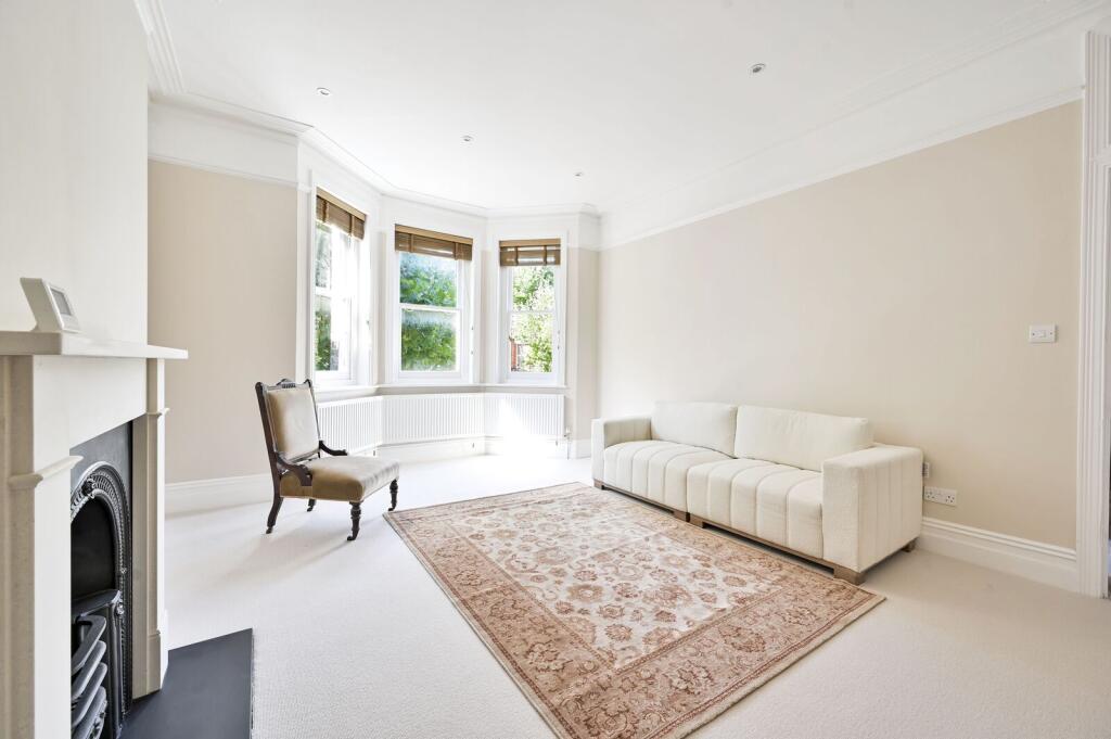 3 bed 1st Floor Flat for rent in Paddington. From Foxtons - Maida Vale