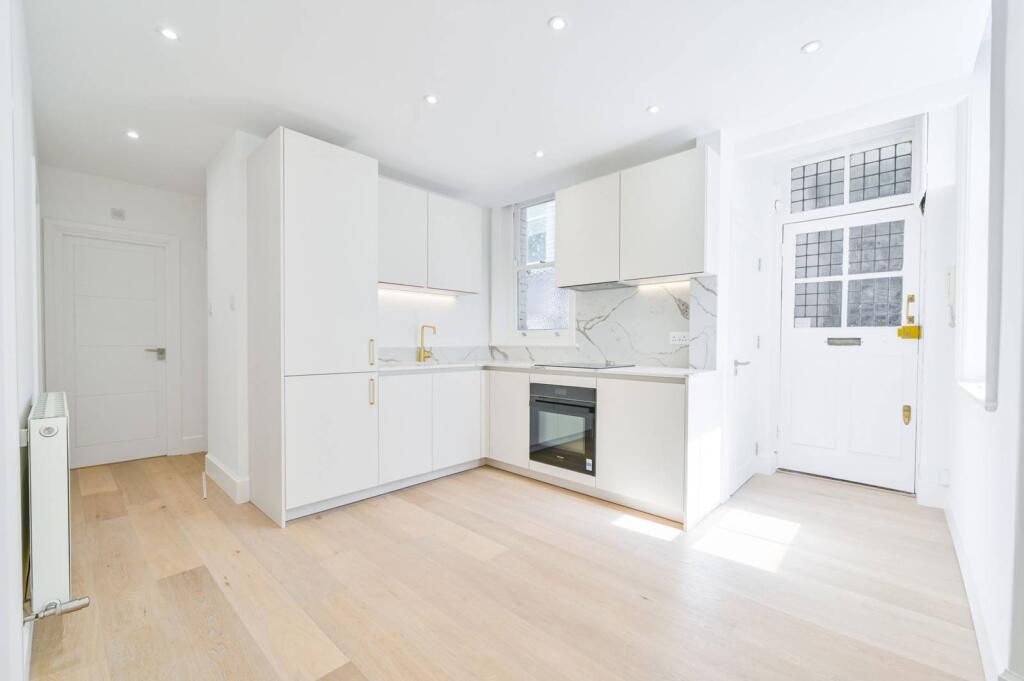 2 bed 1st Floor Flat for rent in London. From Foxtons - Marylebone