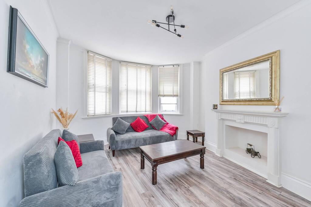 2 bed 1st Floor Flat for rent in London. From Foxtons - Marylebone