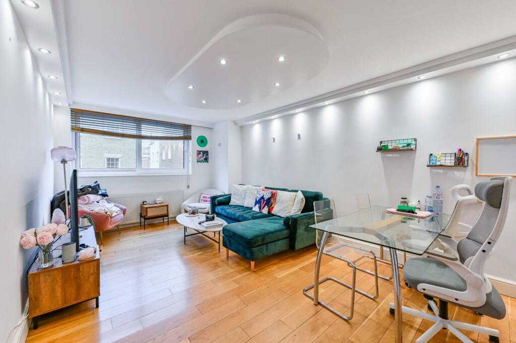 2 bed 1st Floor Flat for rent in London. From Foxtons - Marylebone