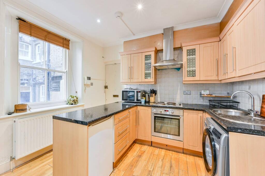 2 bed 1st Floor Flat for rent in London. From Foxtons - Marylebone
