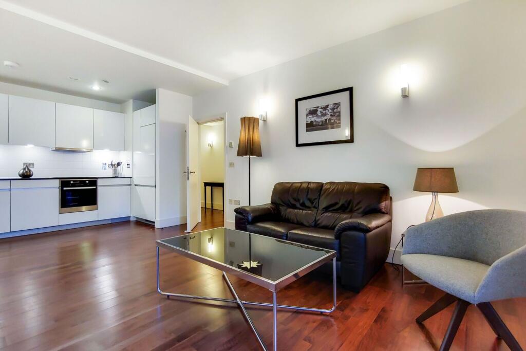2 bed 1st Floor Flat for rent in London. From Foxtons - Marylebone
