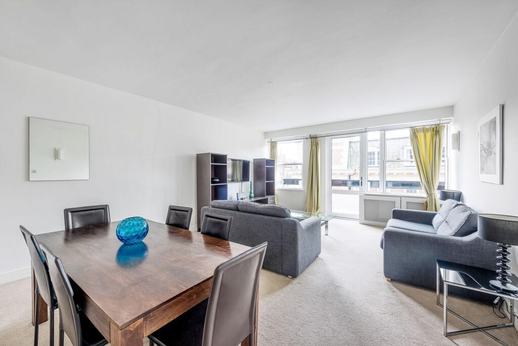 3 bed 1st Floor Flat for rent in Camden Town. From Foxtons - Marylebone