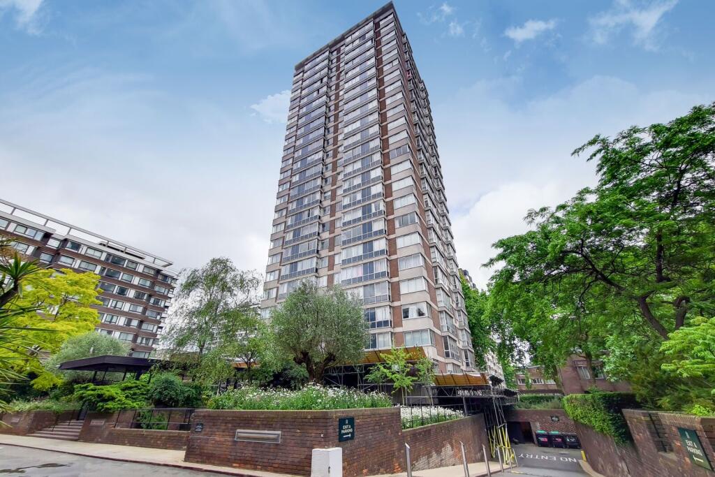 3 bed 1st Floor Flat for rent in London. From Foxtons - Marylebone