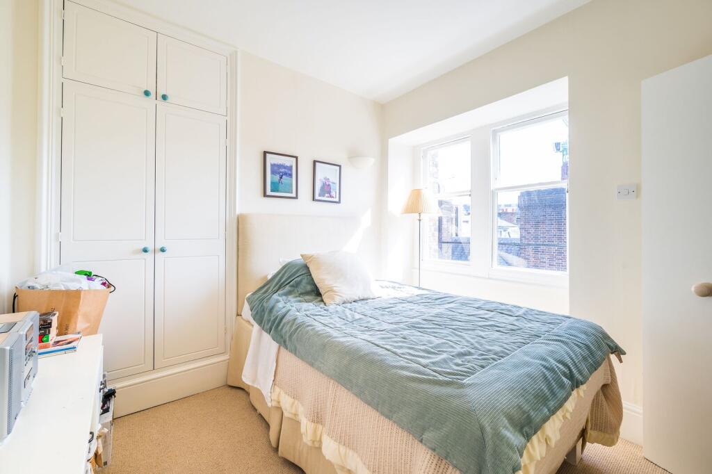 1 bed 1st Floor Flat for rent in London. From Foxtons - Marylebone