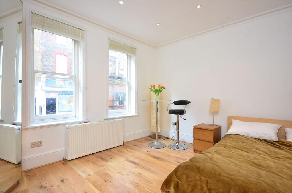 4 bed Studio for rent in Camden Town. From Foxtons - Marylebone
