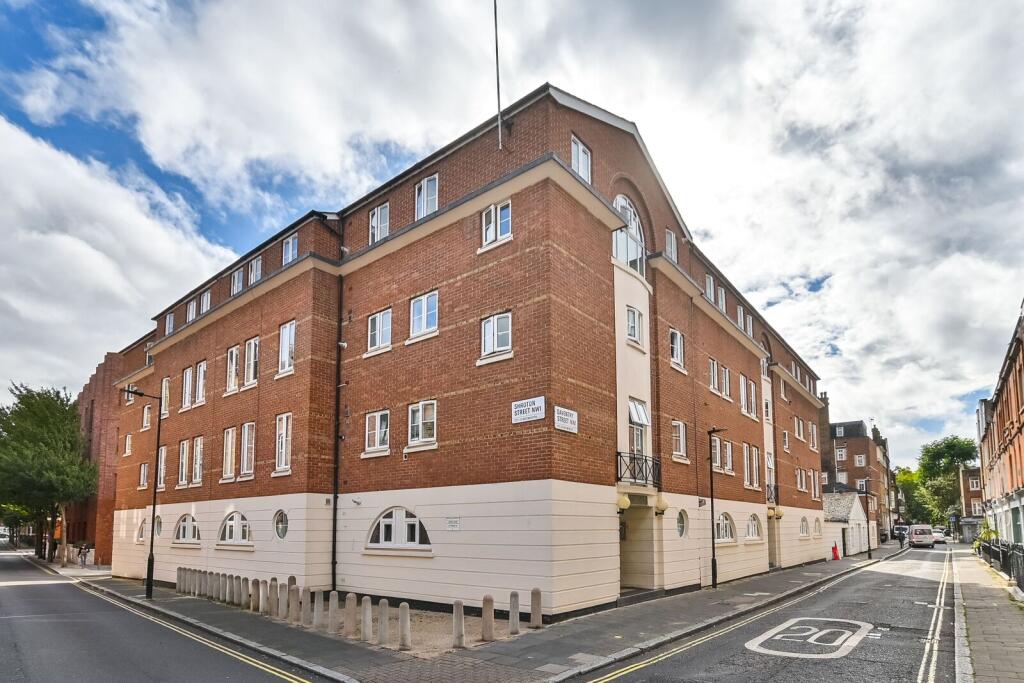 2 bed 1st Floor Flat for rent in London. From Foxtons - Marylebone