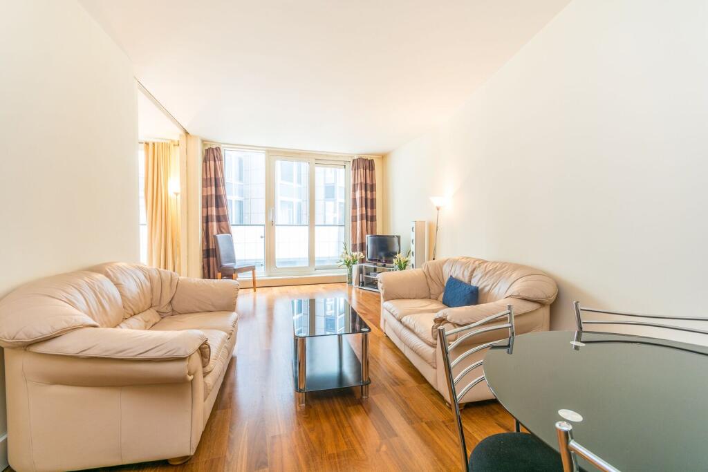 2 bed 1st Floor Flat for rent in London. From Foxtons - Marylebone