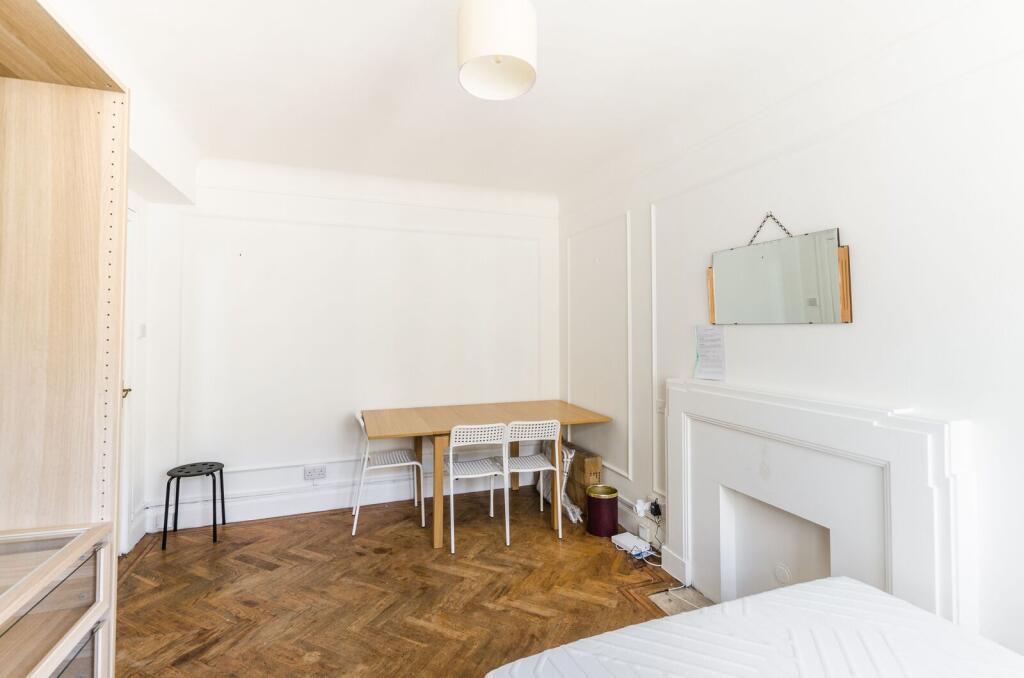 4 bed Studio for rent in Camden Town. From Foxtons - Marylebone