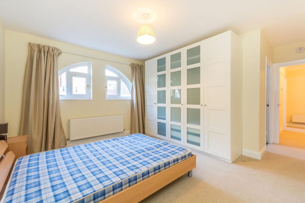 1 bed 1st Floor Flat for rent in Camden Town. From Foxtons - Marylebone