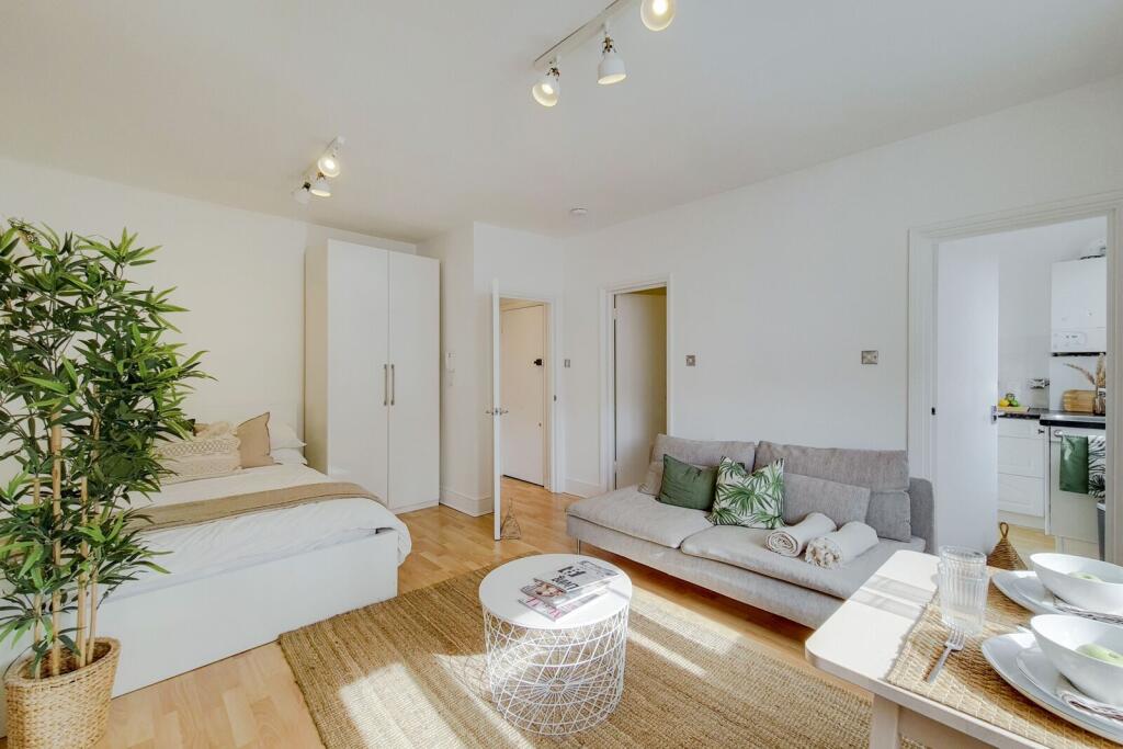 4 bed Studio for rent in Paddington. From Foxtons - Marylebone