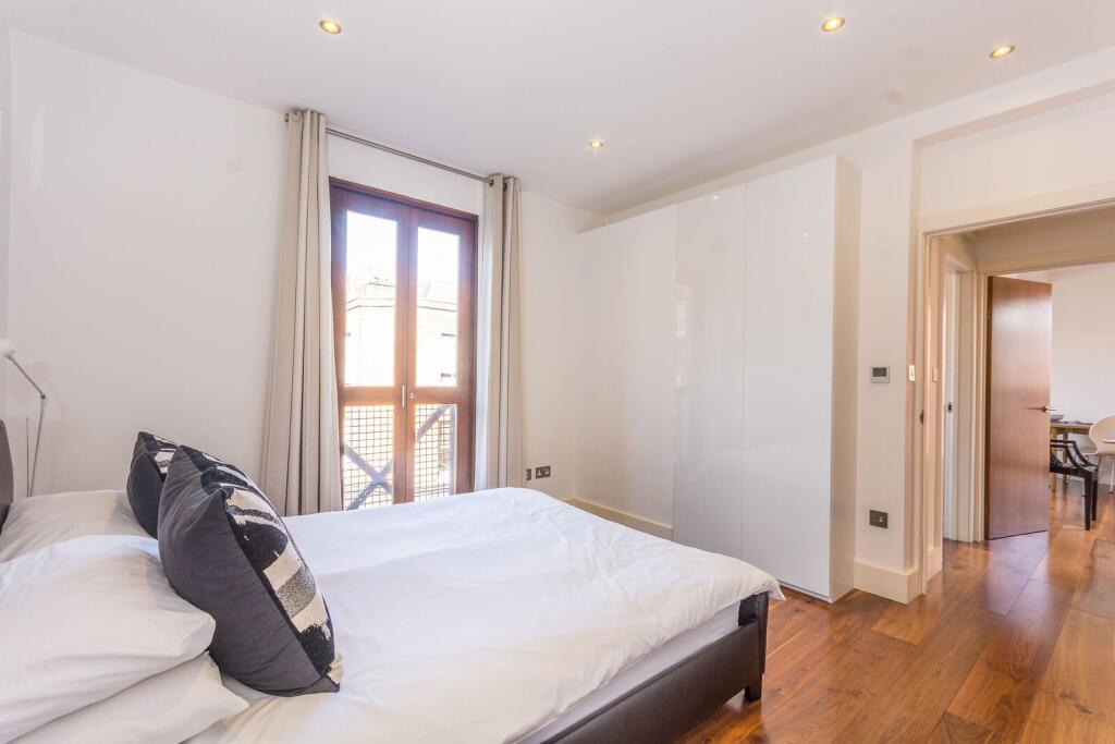 2 bed 1st Floor Flat for rent in London. From Foxtons - Marylebone