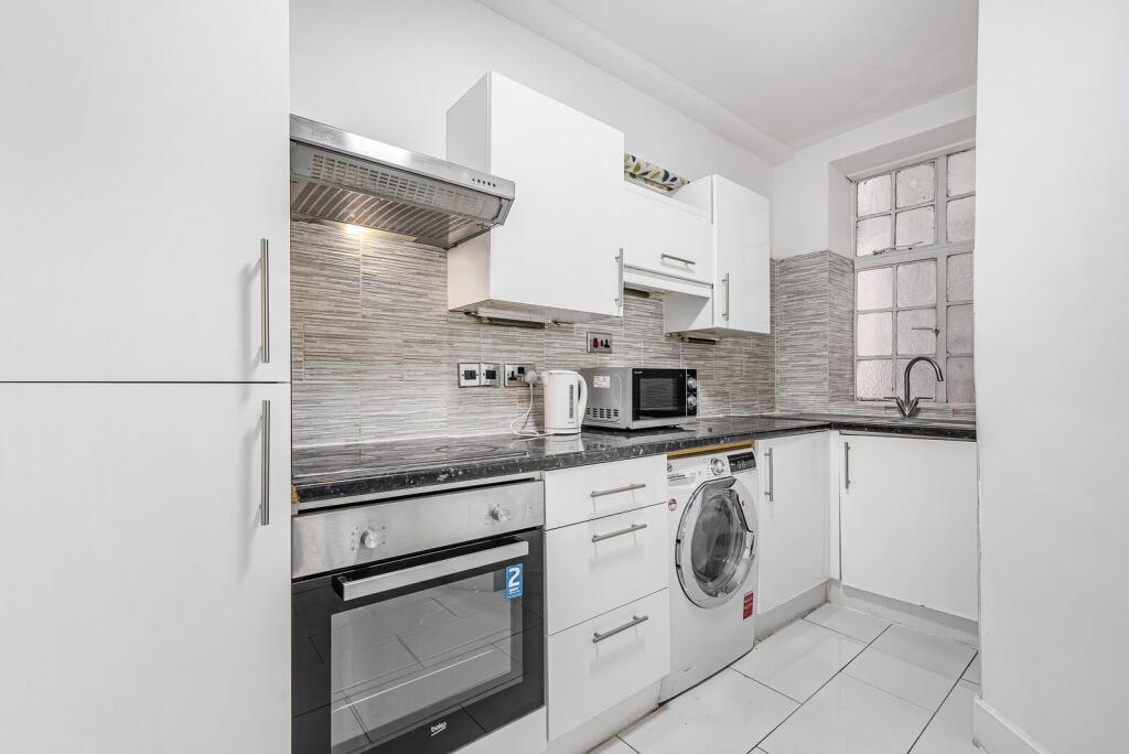 2 bed 1st Floor Flat for rent in Paddington. From Foxtons - Marylebone