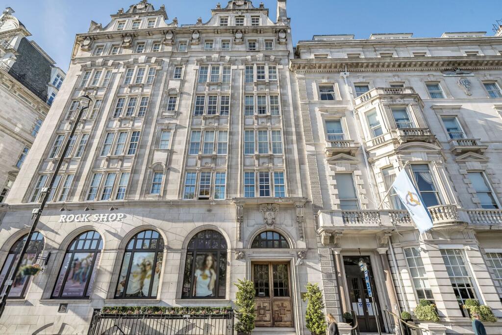 2 bed 1st Floor Flat for rent in London. From Foxtons - Marylebone