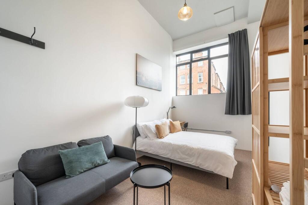 2 bed 1st Floor Flat for rent in London. From Foxtons - North Finchley