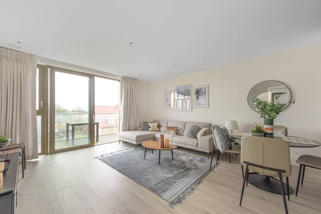 2 bed 1st Floor Flat for rent in Barnet. From Foxtons - North Finchley