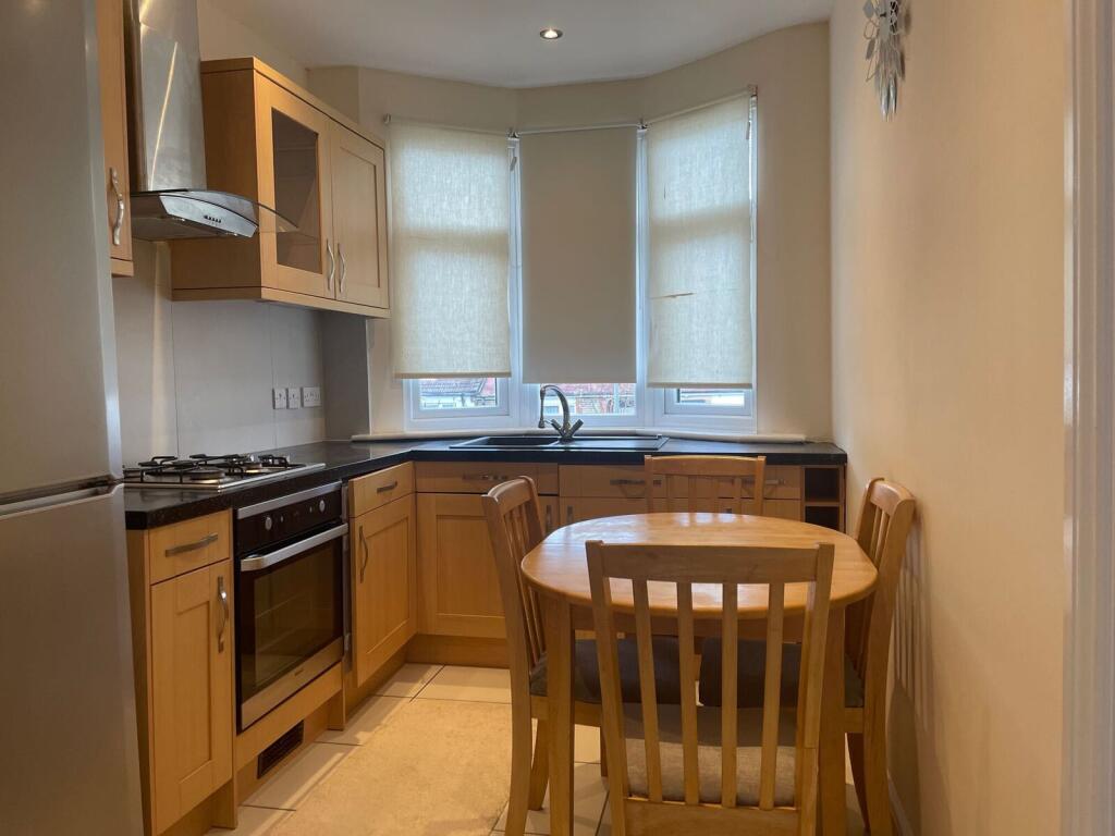 1 bed 1st Floor Flat for rent in London. From Foxtons - North Finchley