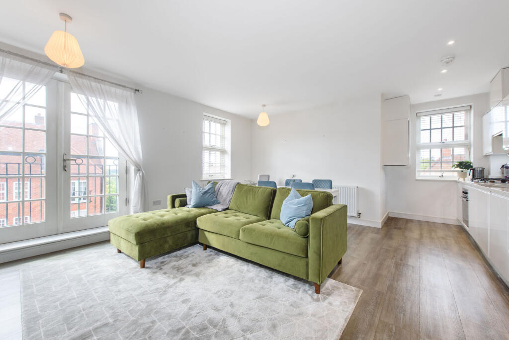 1 bed 1st Floor Flat for rent in Barnet. From Foxtons - North Finchley